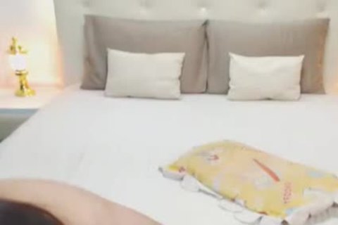 busty tranny Masturbating On cam