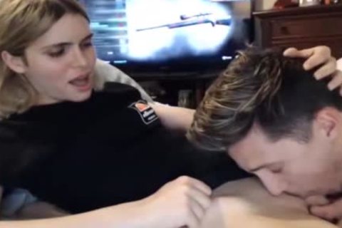 sleazy blond lady-man gets blowjob Online