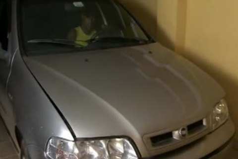 T mother I'd like to bang Fixes Car But acquires Her Exhaust Pipe Worked Out