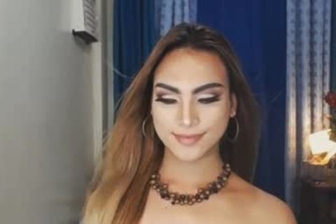 oriental ladyboy Jerking Her wang In Room Solo Masturbation