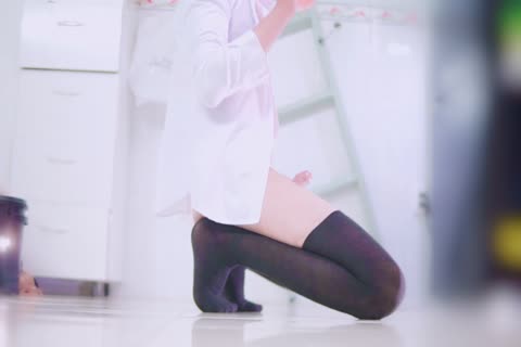 Young korean amateur enjoys hard pounding