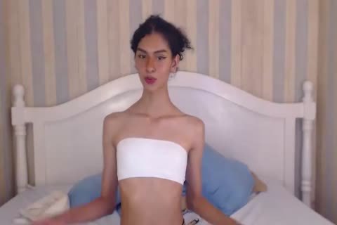 nice-looking Skinny Latin cum On cam