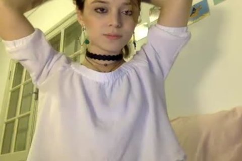 Feminine tranny Jerking On webcam