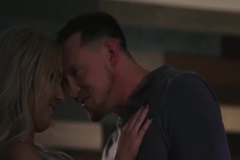 blond Tbabe Kayleigh Coxx In A Fast Paced anal Reaming