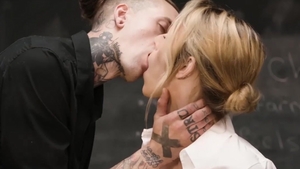 Hard ramming starring beautiful shemale Casey Kisses