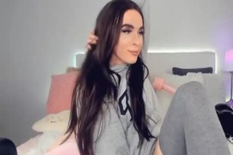Sierradiamond webcam shemale