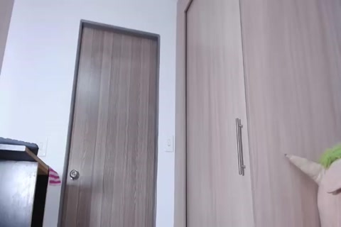 brunette hair ladyboy Jerking In Hard penis In Solo web camera
