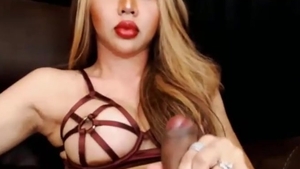 Incredible tranny With lengthy brunette penis