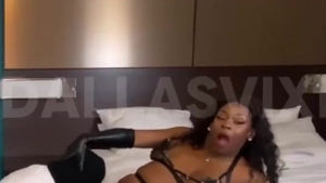 Gag On biggest dark tranny 10-Pounder