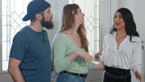 Trans Angels: Sucking & Slurping on Chris' Thick Rod