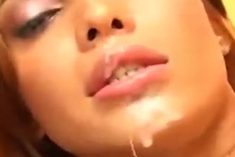 Vampy Doll In Red stockings Is Super delicious