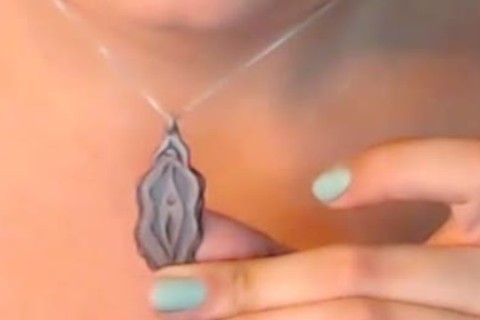 Trap Selfsucking Her clit